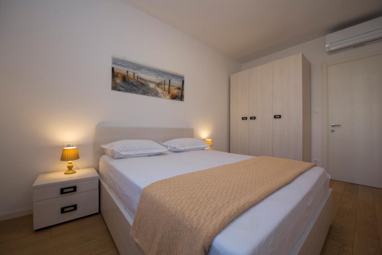 Sea View Apartment Ema Split Zewnętrze zdjęcie